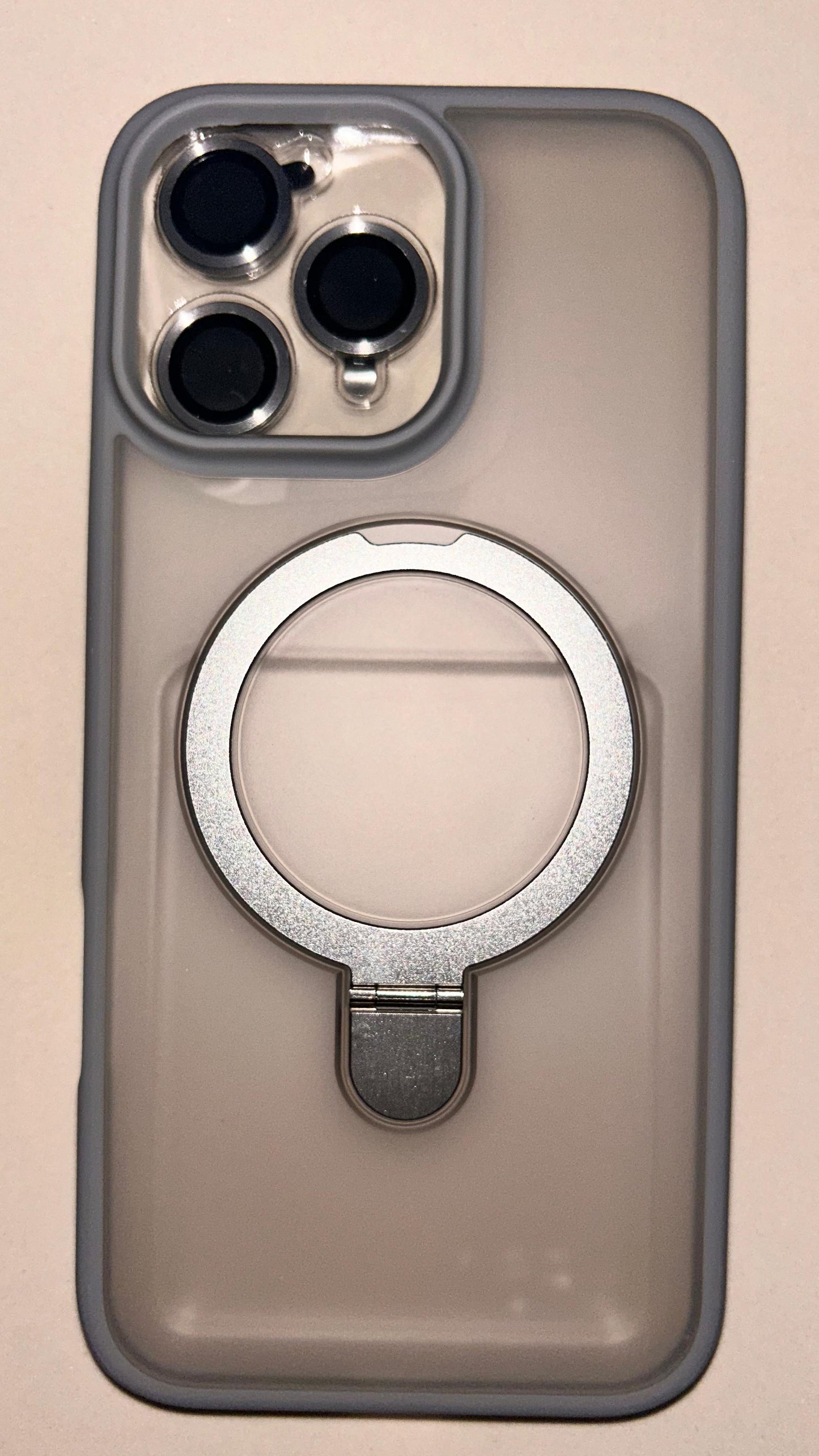 Case Magsafe ahumado RC | con parante trasero + mica de camara iPhone 15 pro max
