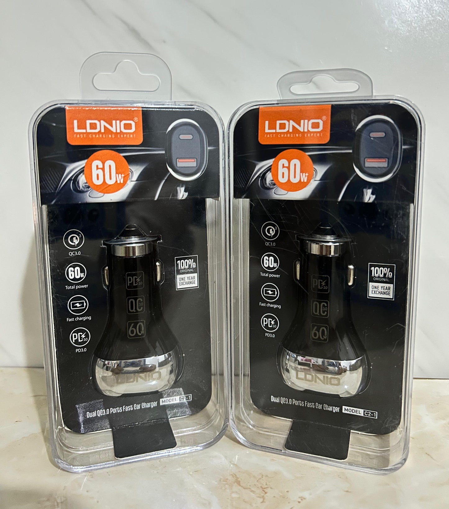 CARGADOR PARA AUTO LDNIO C2-1 | 1 PUERTO USB QC 3.0 + 1 TYPE C | CARGA RÁPIDA 60W + CABLE C-C