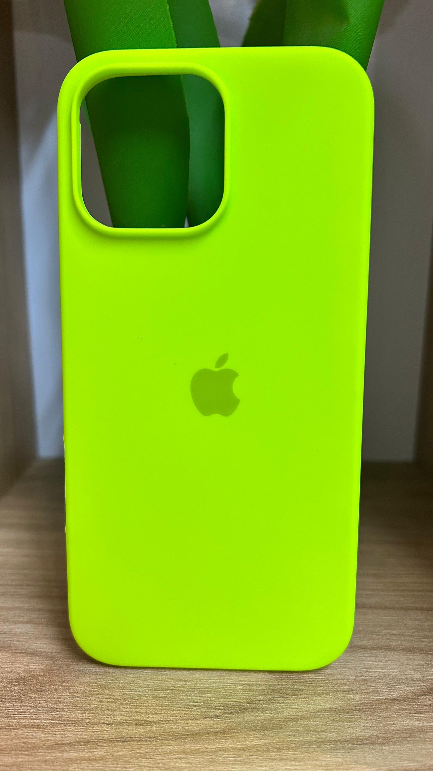 Case silicona gamuzado logo apple for iPhone 16 pro max