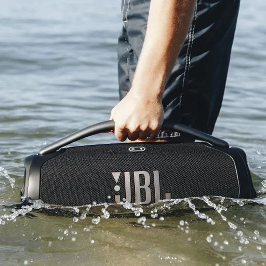 Parlante bluetooth JBL Boombox 3 potencia 180W, resistente al agua IP67, hasta 24 horas de reproducción
