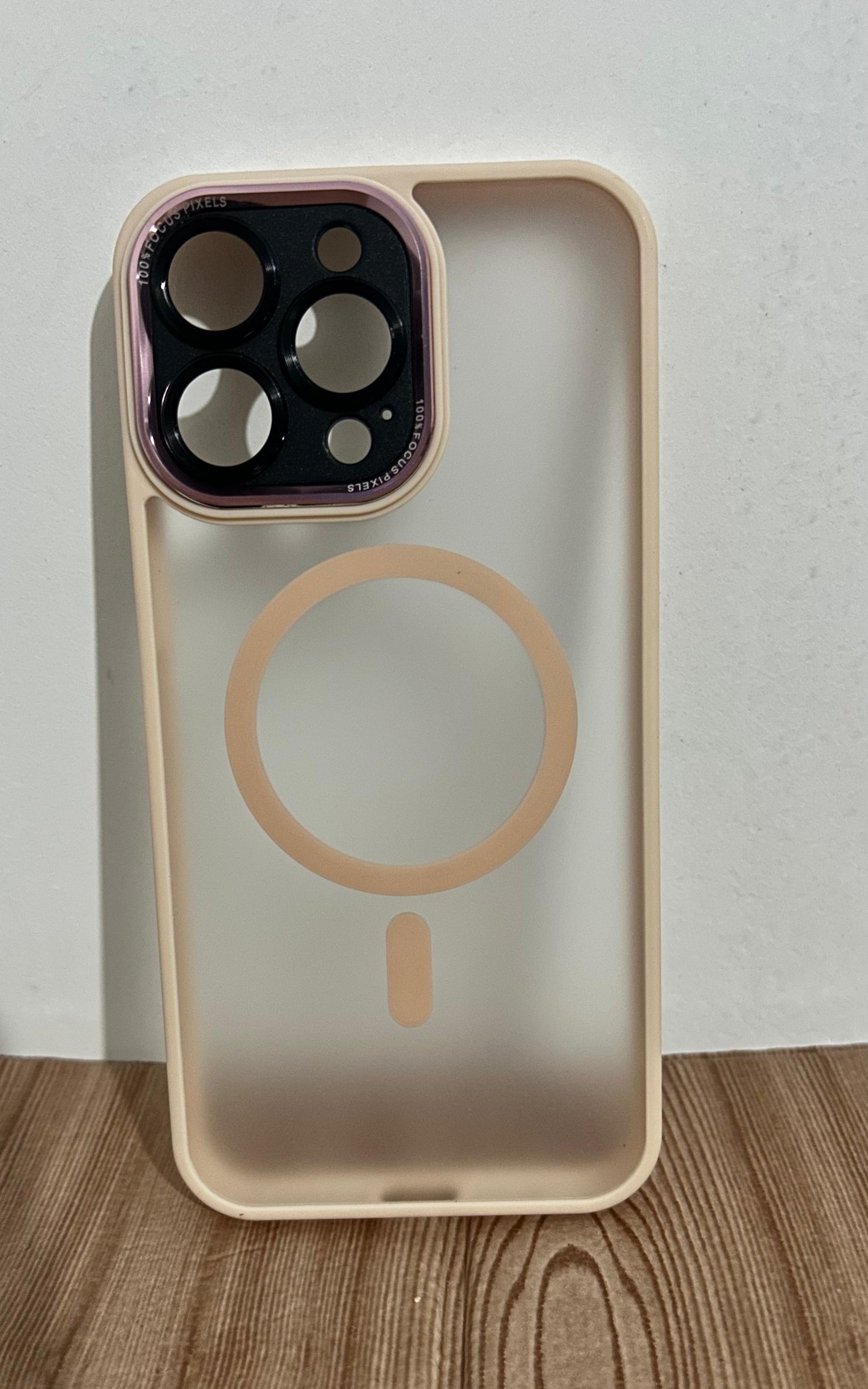 Case Magnética mate ahumado LD  | protector de camara iPhone 15 Pro max