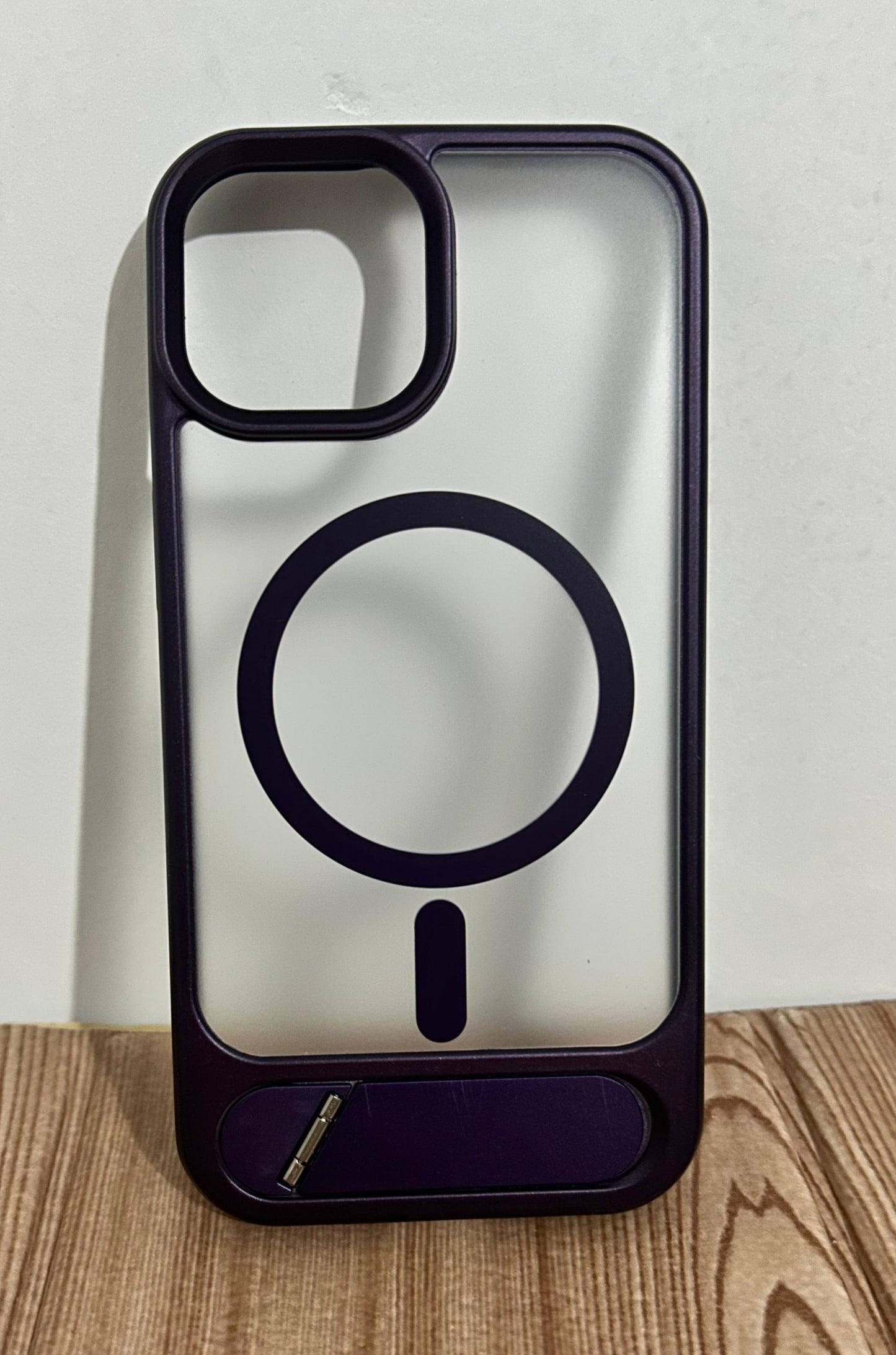 Case Magsafe premium ahumado | con soporte inferior iPhone 13/14/15 6.1