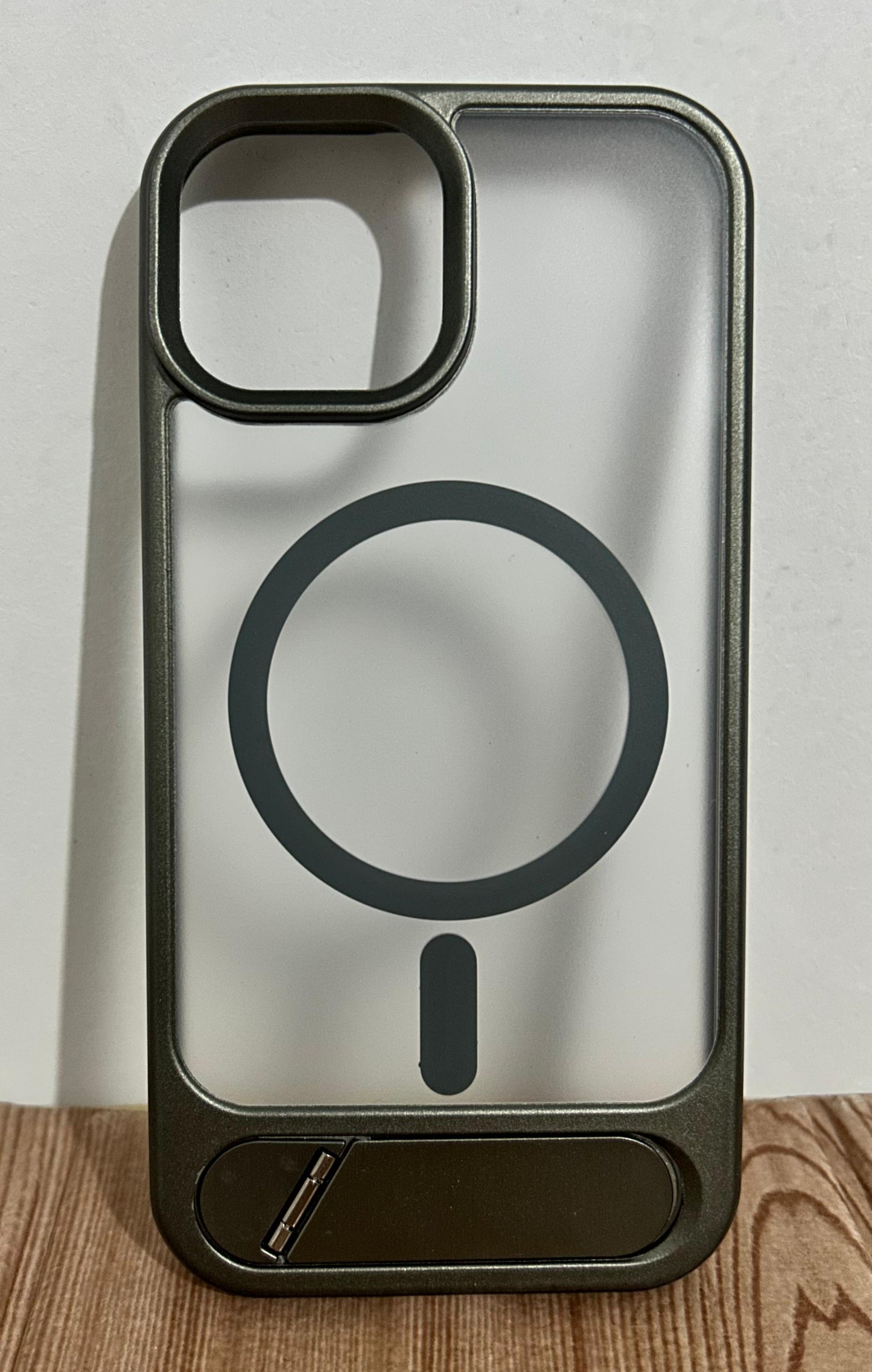 Case Magsafe premium ahumado | con soporte inferior iPhone 13/14/15 6.1
